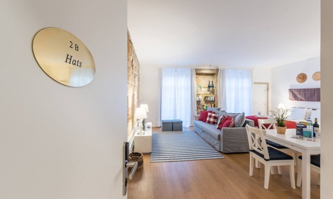Centro / Baixa Apartamento | GuestReady - São Domingos - Sombreros