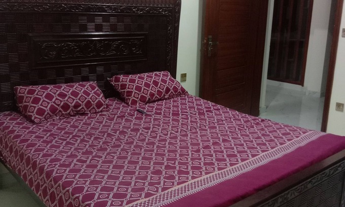 Gujrat Casa | Gujrat Guest House- For couples, families, foreign visitors, and professionals