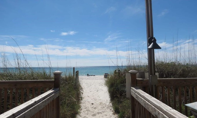 Biltmore Beach Condominio | Mariner West - Capacidad para 6 personas.