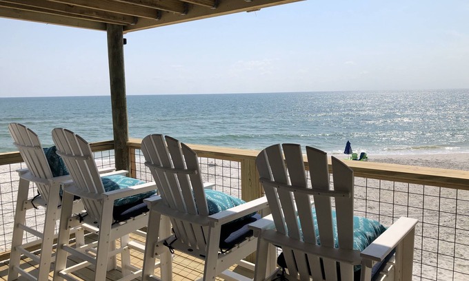 Cape San Blas Condominio | Frente del Golfo- Inmaculado condominio de 3 dormitorios- ¡50 pasos al agua!