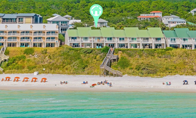 White's Gulfview Casa | Gulf Front Townhome in Seacrest Beach on Scenic 30a incl. chairs and umbrella