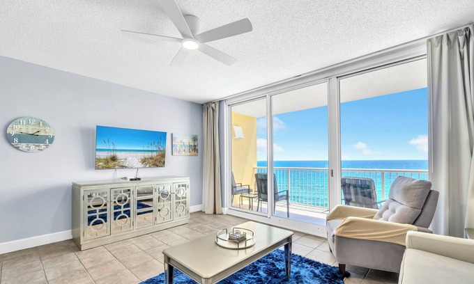 Long Beach Condominio | ⛱️Gulf Front VIEW-5 Pools+Hot Tub-Majestic Beach 1-1205⛱️