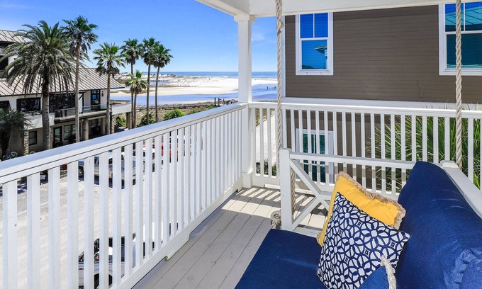 Grayton Beach Casa | Kevin's Heaven ~ 268 Garfield St por Royal Destinations ~ Vista del golfo