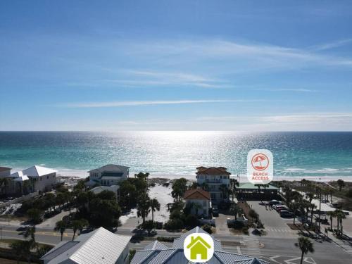 Crystal Shores Casa | Gulf views, steps to beach, Pool, Walk To Dining