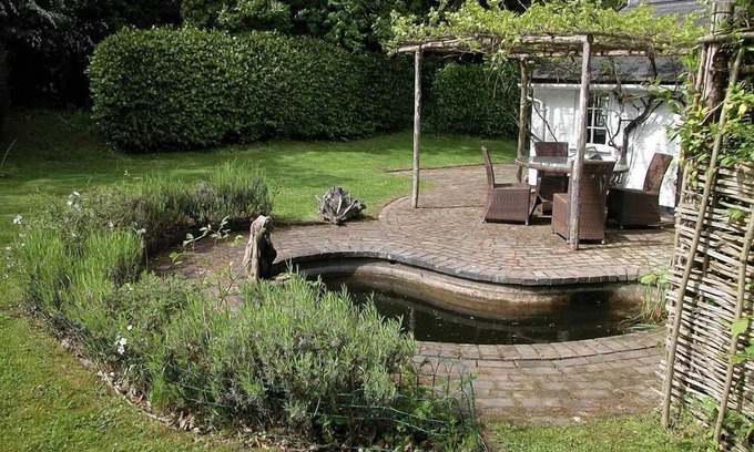 Upper Dicker Cabaña | Gun Hill Cottage