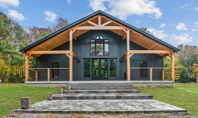 Dickson County Apartamento | Gun Valley Ranch - Hot Tub