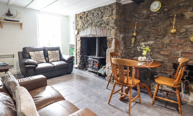 Bodorgan Cabaña | Gwenallt, MALLTRAETH