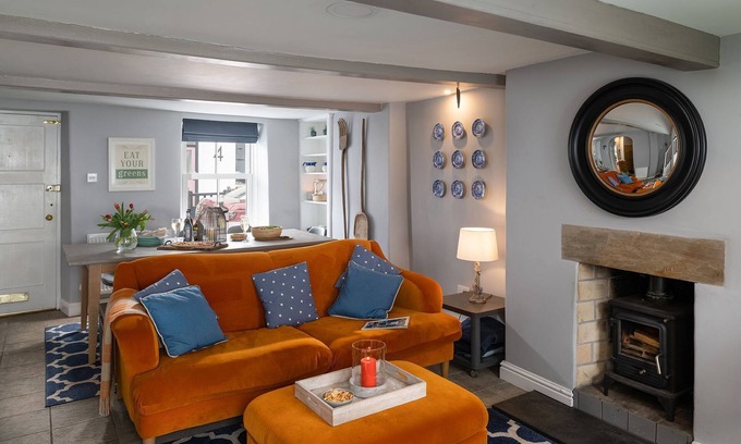 Beaumaris Cabaña | Gwyndy - a town that sleeps 4 guests in 2 bedrooms