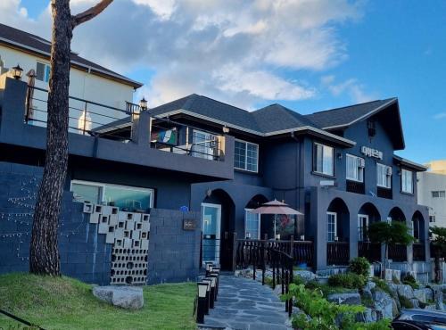Gyeongju Casa | Gyeongju Dear Forma Pension