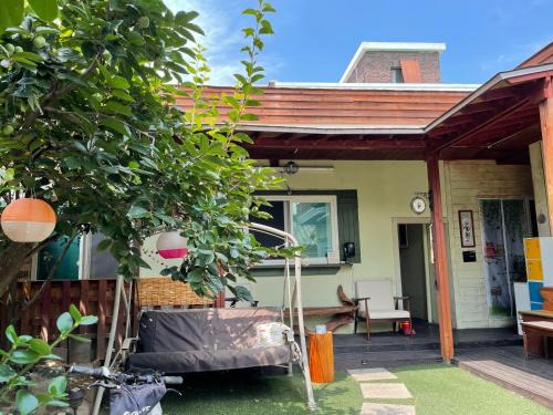 Gyeongju Casa | Gyeongju Momojane Guesthouse