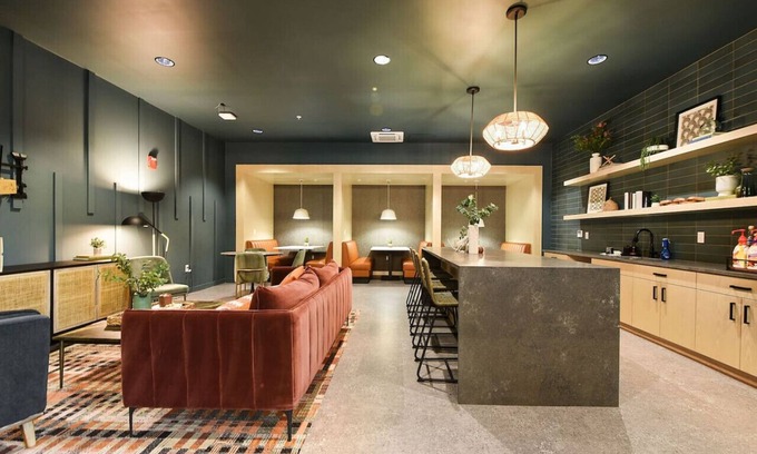 East Liberty Apartamento | Parking+ GYM+HULU Near Universities-UPMC-Shopping