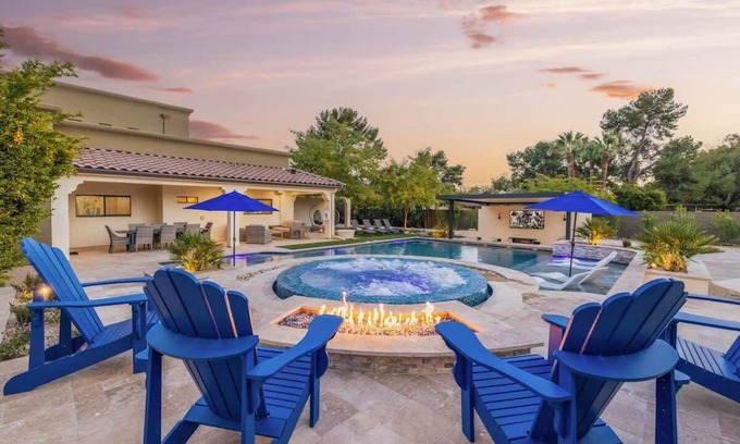 Central Scottsdale Villa | HÓZHÓ Estate on Shea