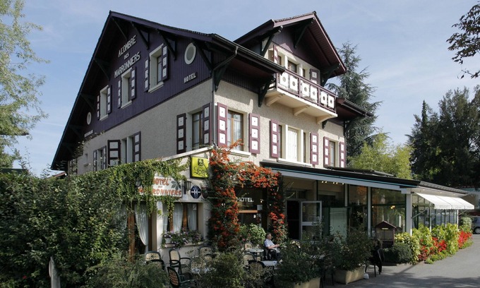 Thonon-les-Bains Hotel | Hôtel A l'Ombre des Marronniers