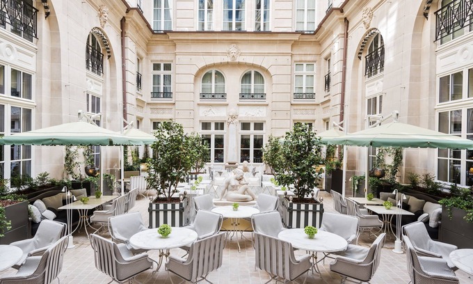 Madeleine Otro | Hôtel de Crillon A Rosewood Hotel