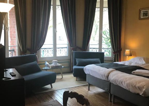 Les Andelys Hotel | Hôtel de Paris Restaurant BISTRONOMY