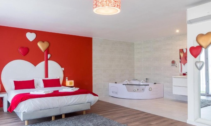Ternand Casa | Hôtel Domaine des Pierres Dorées