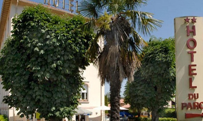 Salies-du-Salat Hotel | Hôtel du Parc