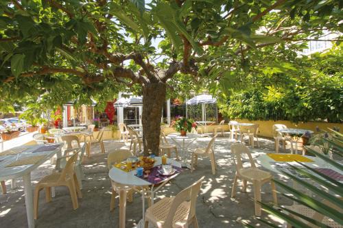 La Ciotat Hotel | Hôtel La Croix de Malte
