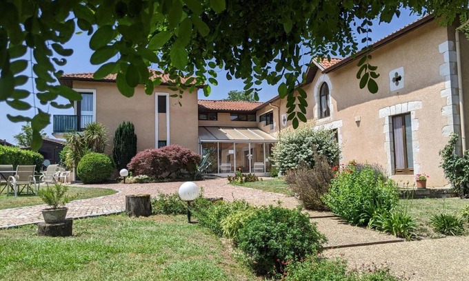 Saint-Paul-les-Dax Apartamento | Hôtel Studios Les Acacias