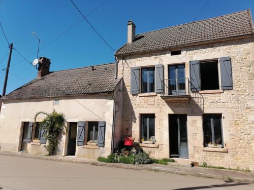 Andryes Casa | Hôtier des fées