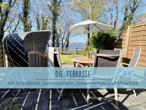 Alt Reddevitz Apartamento | Höfthus 9 Holla die Boddenfee Meerblick Terrasse mit Hund die Natur genießen