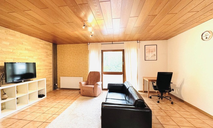 Sindelfingen Apartamento | H&H Home-Quite and cozy apartment near Daimler & IKEA