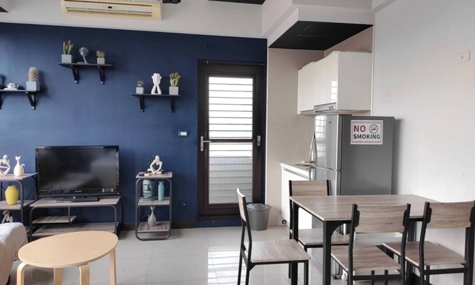 Zhongshan Apartamento | H&K Mall QSquare above Taipei Main Station