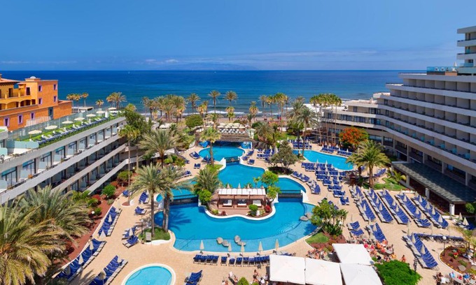 El Madronal Hotel | H10 Conquistador