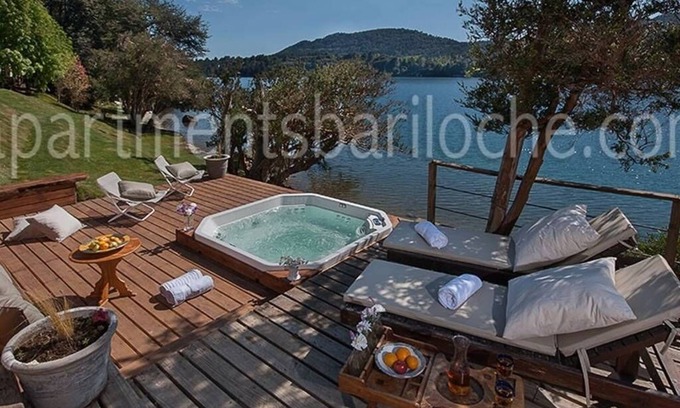San Carlos de Bariloche Casa | H13 - AMAZING CHALET PRIVADO DE 5 DORMITORIOS PLAYA Y JACUZZI