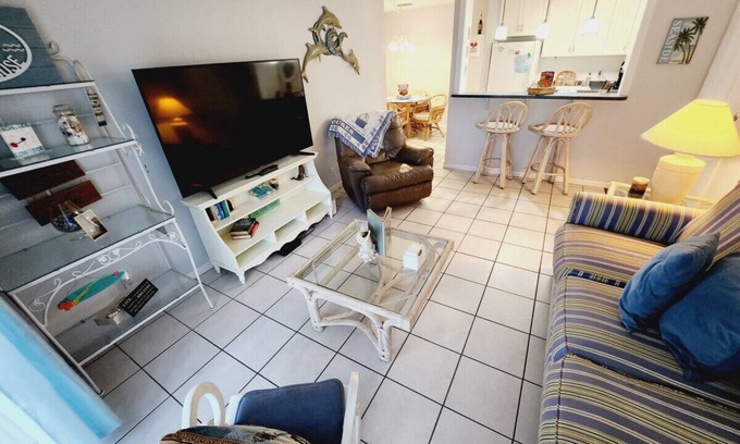Demere Park Apartamento | H5, king and queen by lake