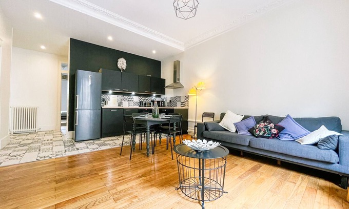 Secteur 1 Apartamento | Excelente y espacioso T4 ❤️ Tranquilo en el centro de la ciudad, a 5 minutos a pie de la estación de tren # H9