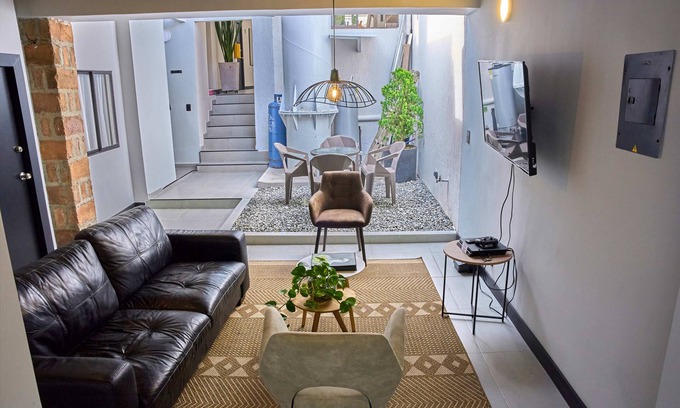 Alejandria Villa | Villa de lujo, 16 huéspedes + jacuzzi en El poblado