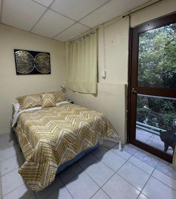 San Salvador Casa | Habitacion con baño privado