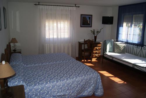 Nohales Casa | Habitaciones Casa Rural El Sauce