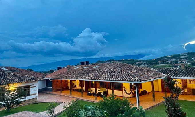 Villa de Leyva Chalet De Esquí | Hacienda oasis de la villa