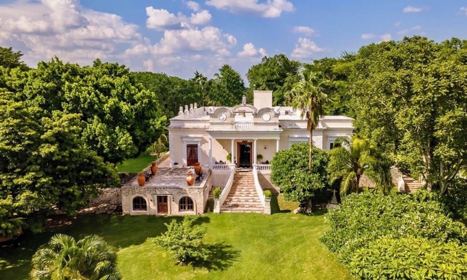 Tecoh Otro | Hacienda Oxta, Paraíso Privado de Calma afuera de Merida, Plantación de Cocos