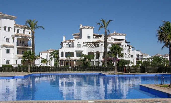 Jeronimo y Avileses y Balsicas de Arriba Apartamento | Apartamento familiar vistas a la piscina, wifi gratis, tv satélite, parking