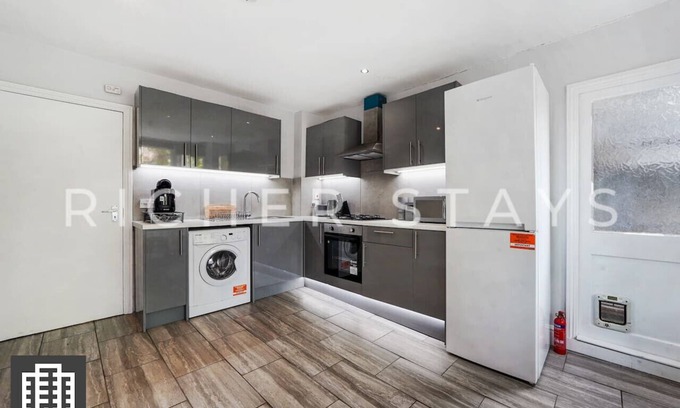 Clapton Casa | Hackney Guest Rooms | Single (RM3)
