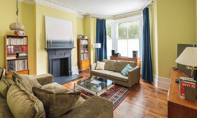 Hackney Downs Apartamento | Hackney Haven: 5BD Stylish Family Gem