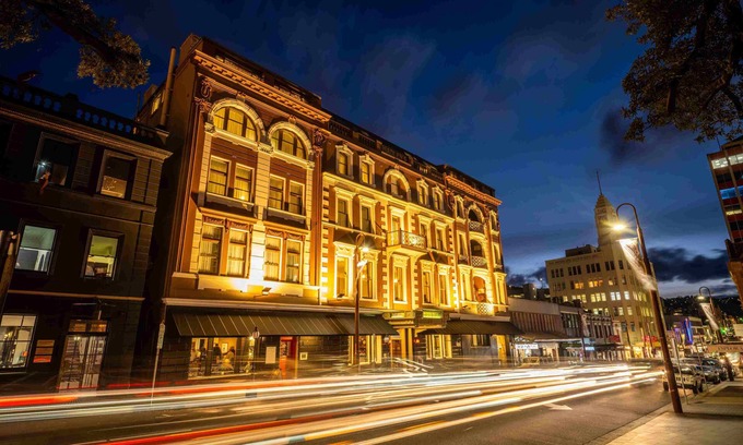 Hobart Central Business District Hotel | Hadley's Orient Hotel