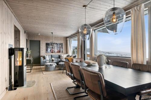 yer Apartamento | Hafjell Front 8pers, Ski in/out. Downhill Bike