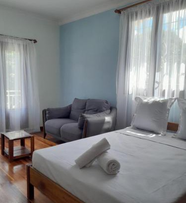 Ambohibao Cama Y Desayuno | Haintso Floralise - Chambres et tables d'hôtes - Réstaurant