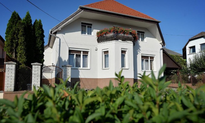 Eger Apartamento | Hajdúhegy Vendégház