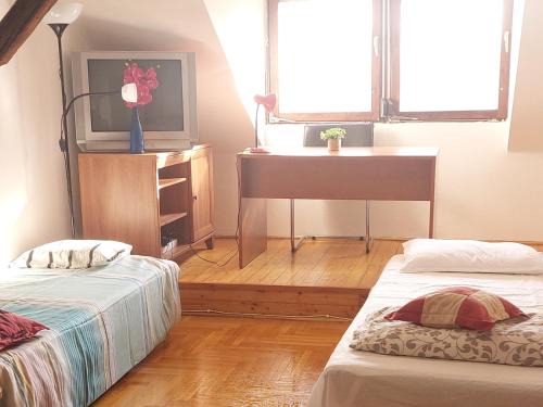 Orszagut Casa | Hakuna Matata - Room in Budapest - Near Buda Castle, Parliament and Margaret Island