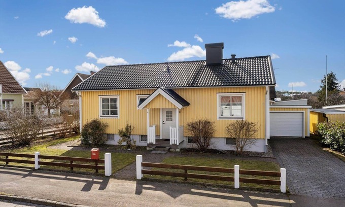 Falkenberg Casa | HAL599 Falkenberg - Villavägen 9
