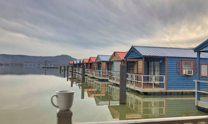 Lupton City Cabina | Hales Bar Marina and Resort