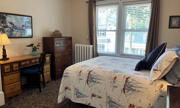 South End Casa | HALIFAX "CENTURY FLAT" - SLEEPS 7 - EXCELENTE UBICACIÓN EN EL CENTRO DE LA CIUDAD