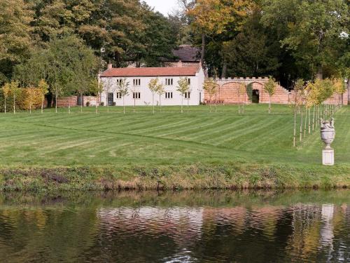 Brampton Casa | Hall Cottage