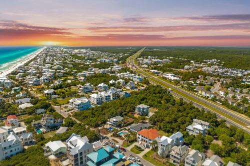 Inlet Beach Casa | Hallmark Beach Villa by 30A Escapes