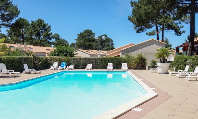 Les Mathes Casa | Hameau de Talaris by Interhome